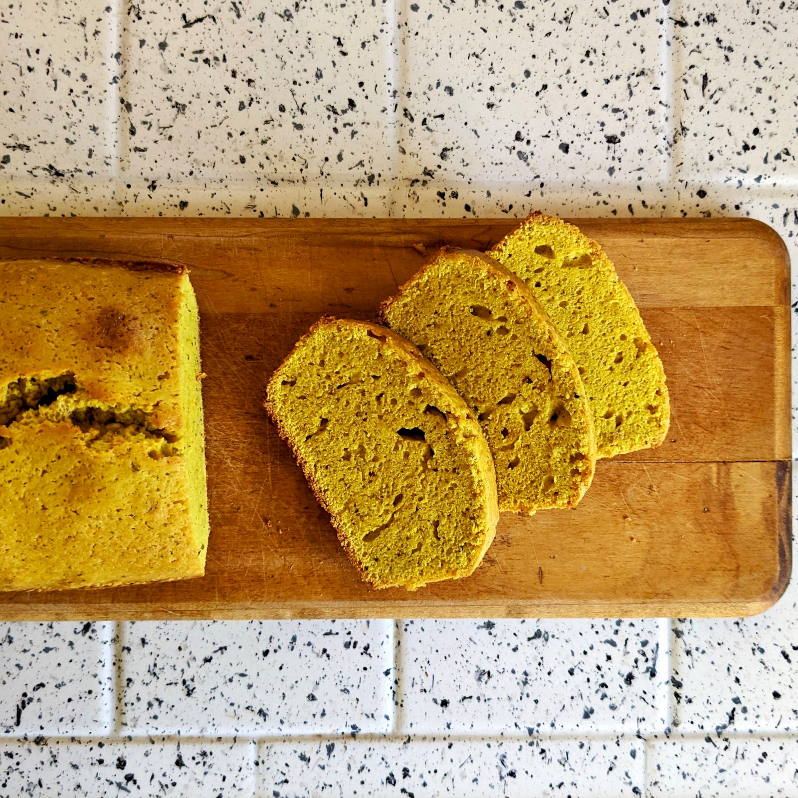 Turmeric-Ginger Quatre-Quarts (Pound Cake)